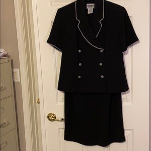 Studio I Petite 2pc set.